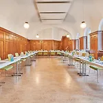 מלון Philippus Inklusionshotel 3*