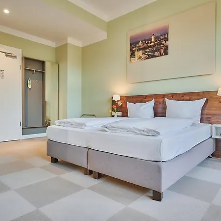 Отель Philippus Inklusionshotel Лейпциг