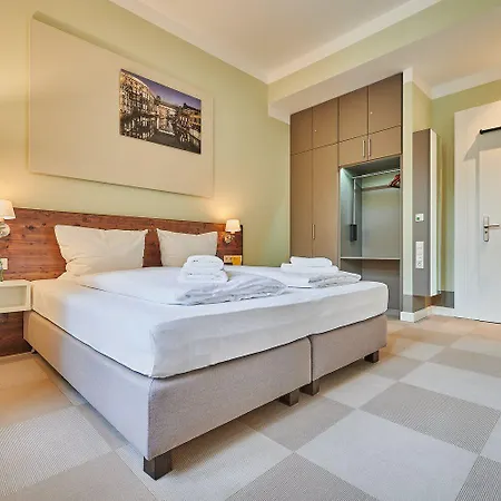 Отель Philippus Inklusionshotel 3*